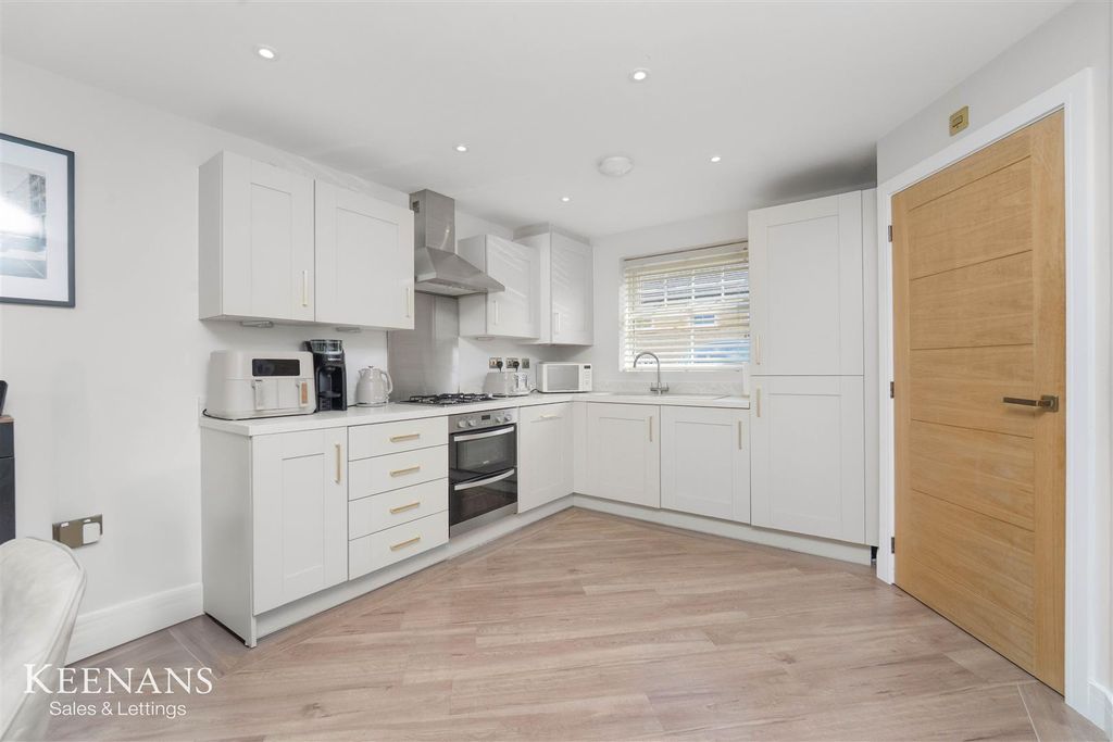 Property photo 3 of 35 2.Jpg