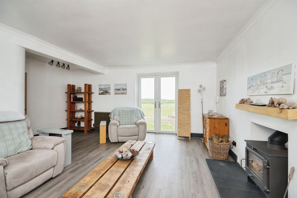 Property photo 3 of 20 Pbox-Img.Jpg
