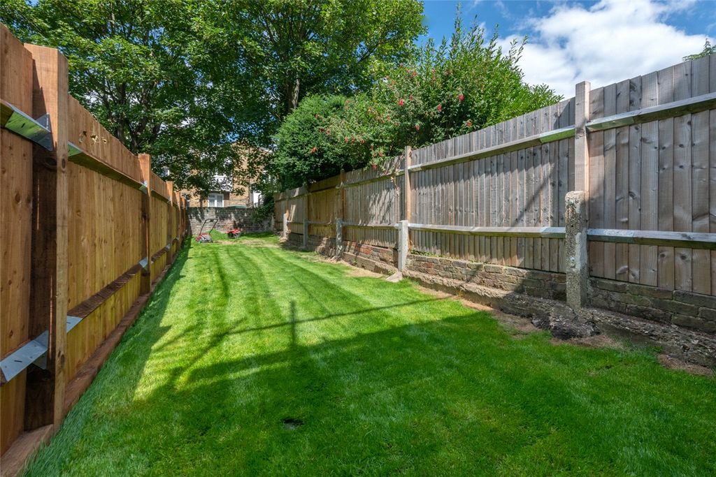 Property photo 2 of 10 Picture No. 09