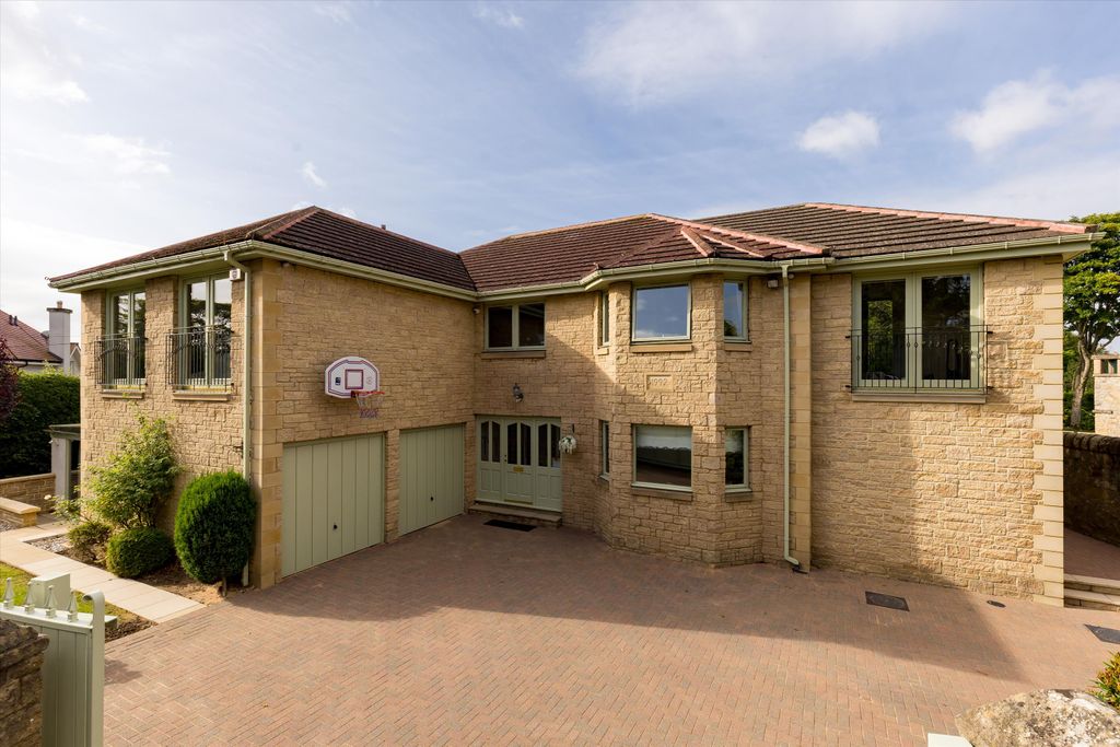 Property photo 1 of 43 Image