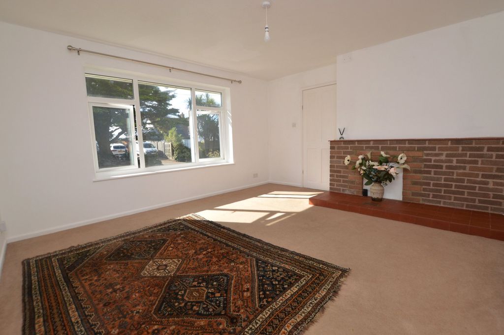 Property photo 2 of 13 Picture No. 22
