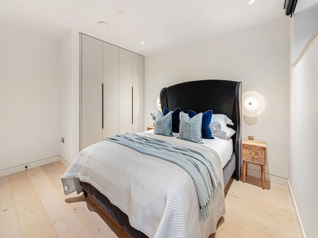 Property photo 3 of 21 8 Carnaby Lofts