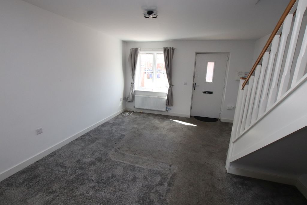 Property photo 2 of 10 Lounge