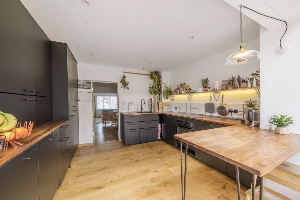 Property photo 3 of 14 941949 (17).Jpg