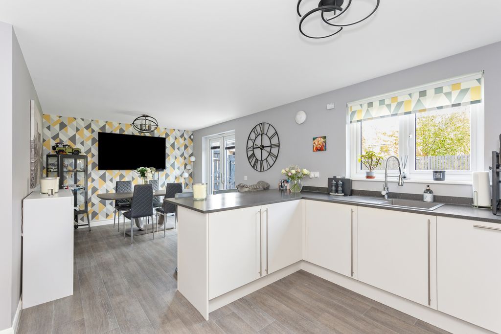 Property photo 3 of 22 Property Image 3