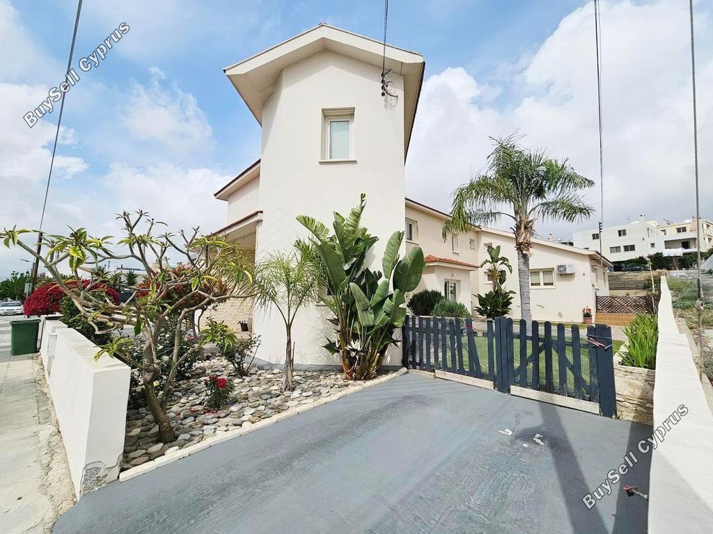 Property photo 3 of 55