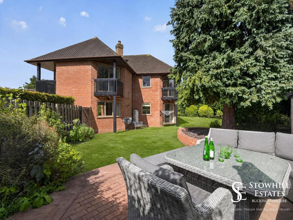 Property photo 1 of 20 Garden Terrace