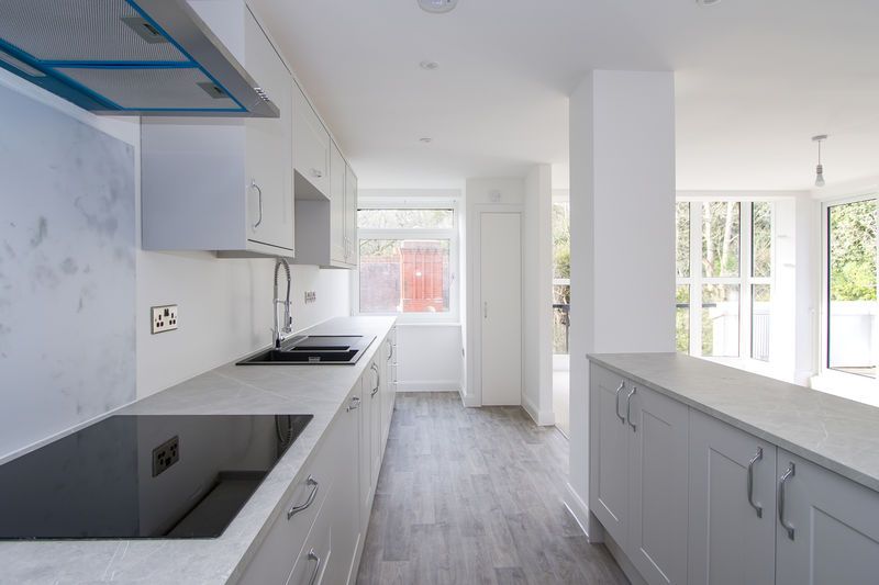 Additional image 9 of 3 bed flat for saleSeabank, The Esplanade, Penarth CF64