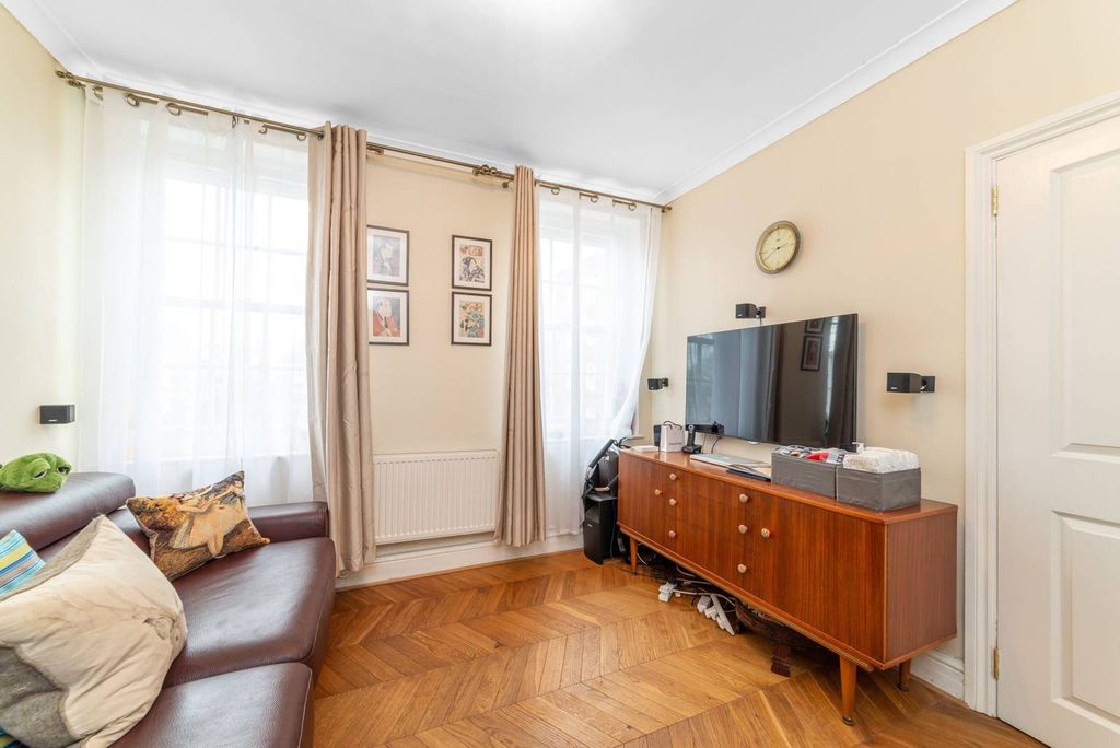 Property photo 3 of 7