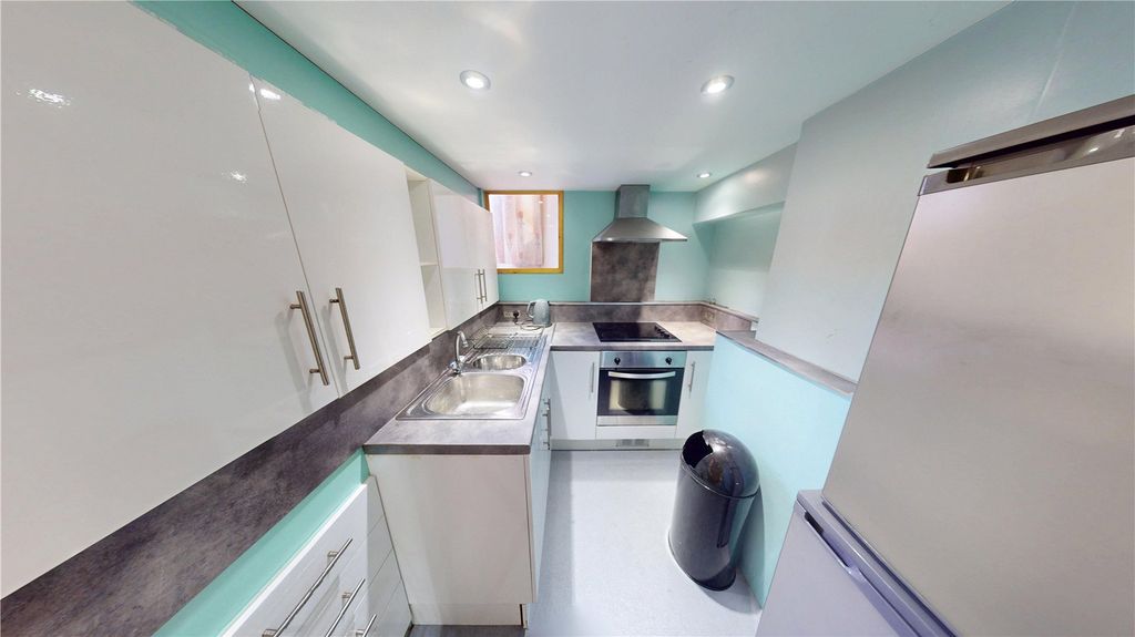 Property photo 2 of 6 Picture No. 07