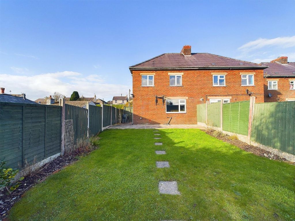 Property photo 1 of 28 Outside