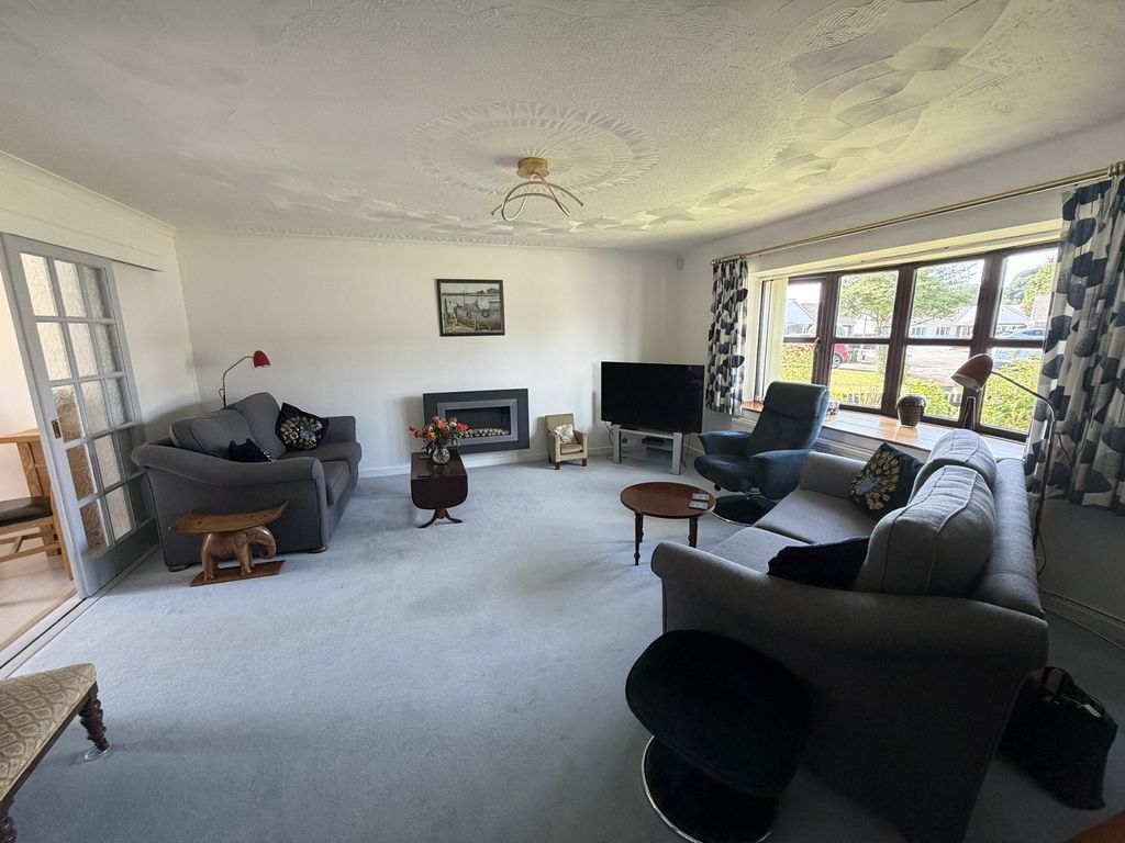 Property photo 3 of 17 Not Specified