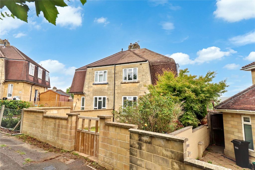 Property photo 1 of 16 Picture No. 19
