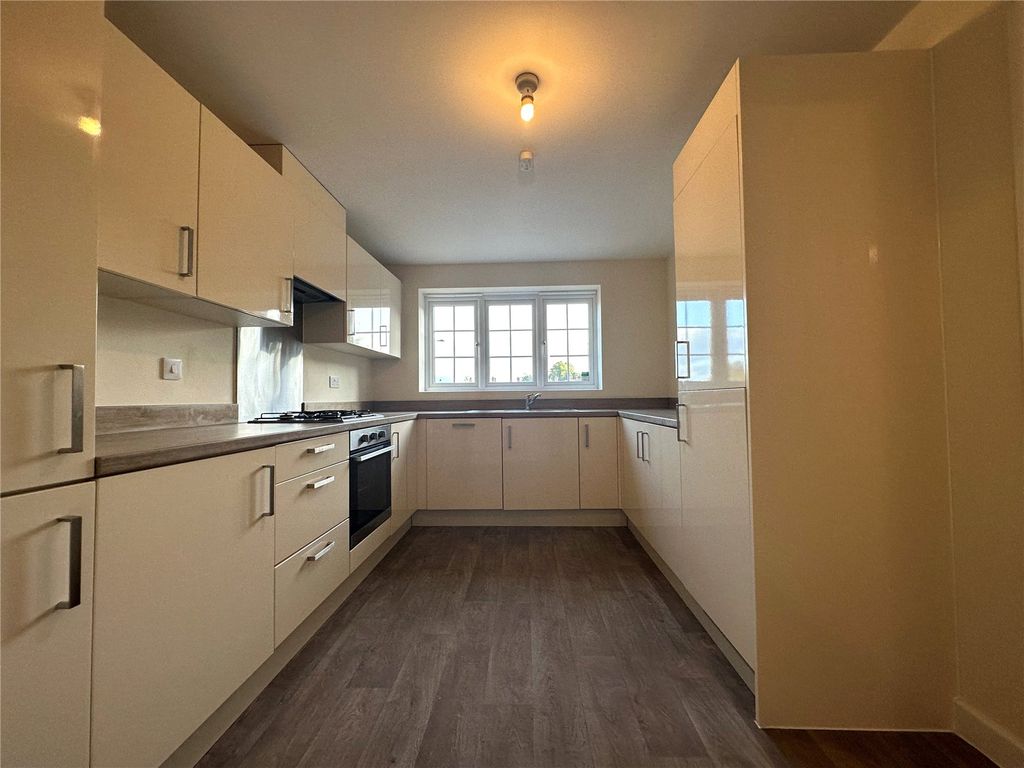 Property photo 2 of 13 Picture No. 12