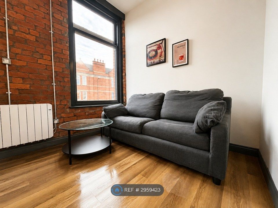 Property photo 2 of 9