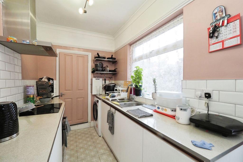 Property photo 3 of 16