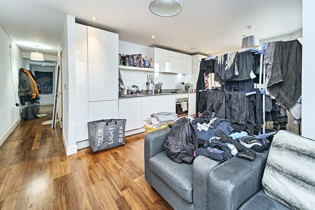 Property photo 2 of 23