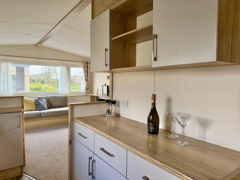 Property photo 3 of 12 Abi Trieste 2019 Car0063190 128968032.Jpeg