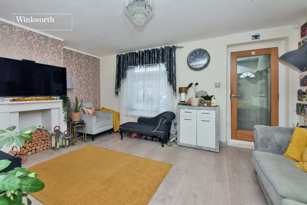 Property photo 3 of 17 Picture No. 08