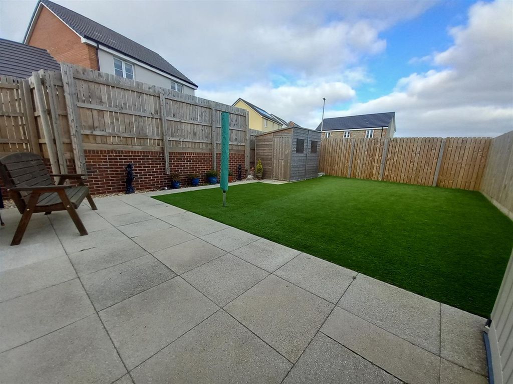 Property photo 2 of 12 1 Curlew Drive Rear Gdn.Jpg