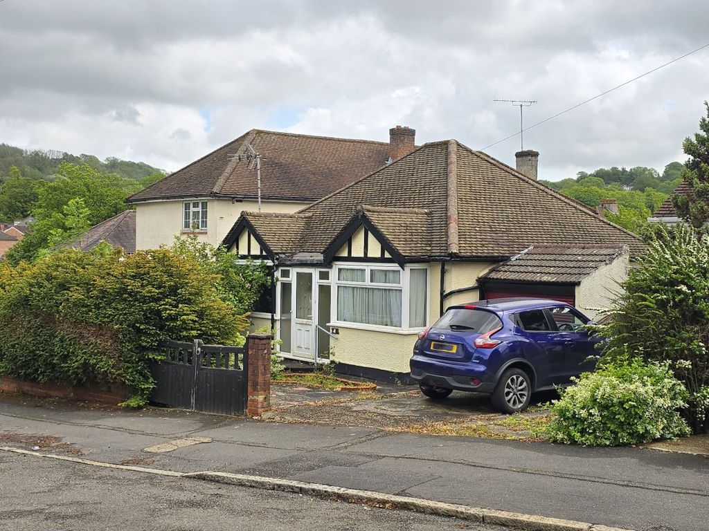 Property photo 1 of 2