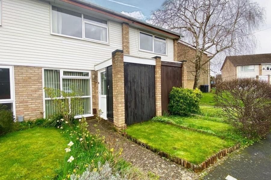 Property photo 1 of 9