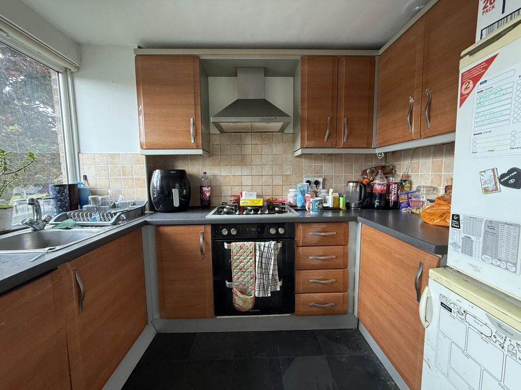 Property photo 2 of 9 Img_3410