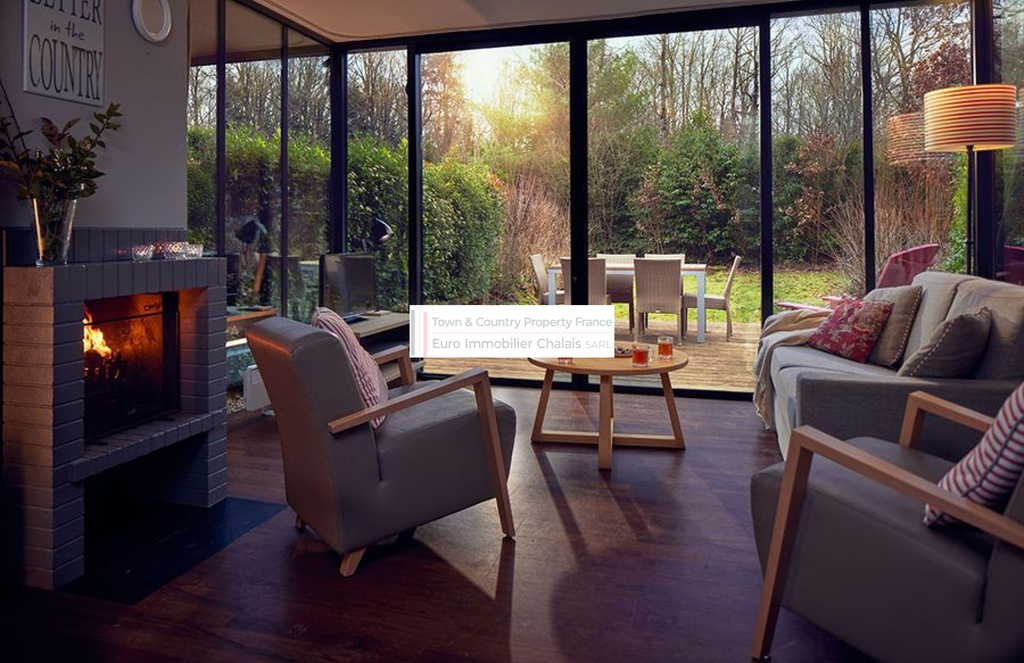 Property photo 3 of 6