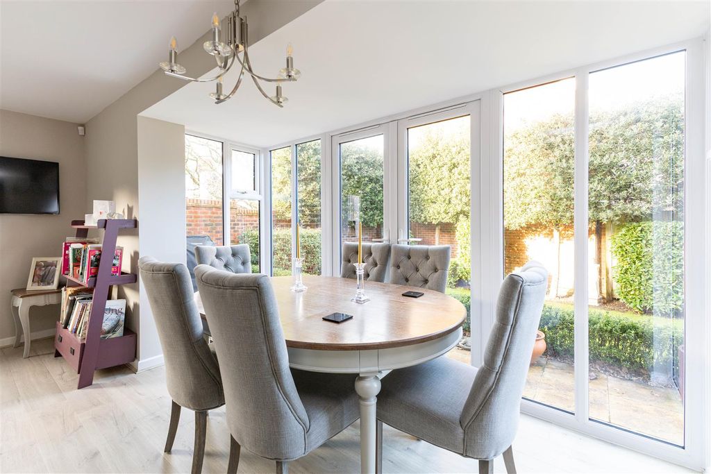 Property photo 3 of 27 Img_9455.Jpg