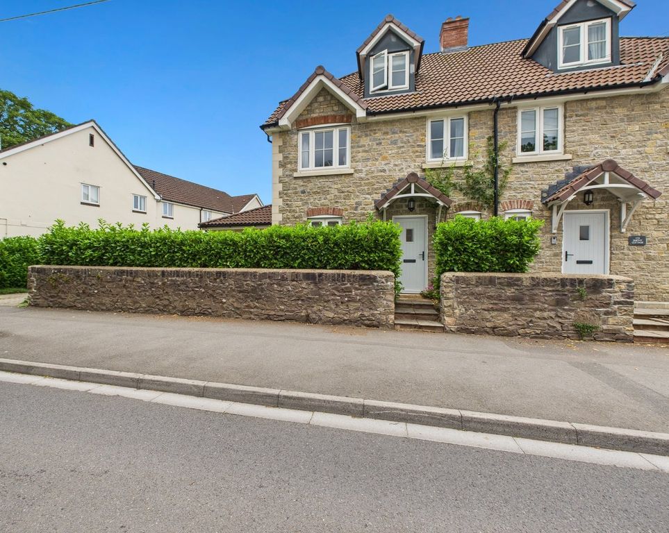 Property photo 1 of 28