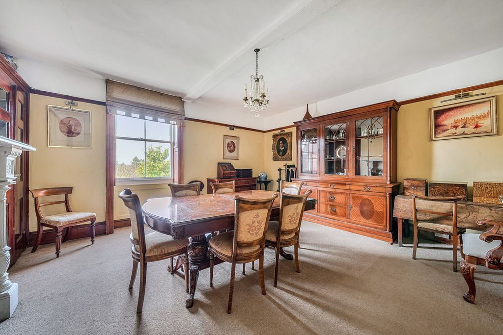 Property photo 3 of 35 1429122-10-69B856...