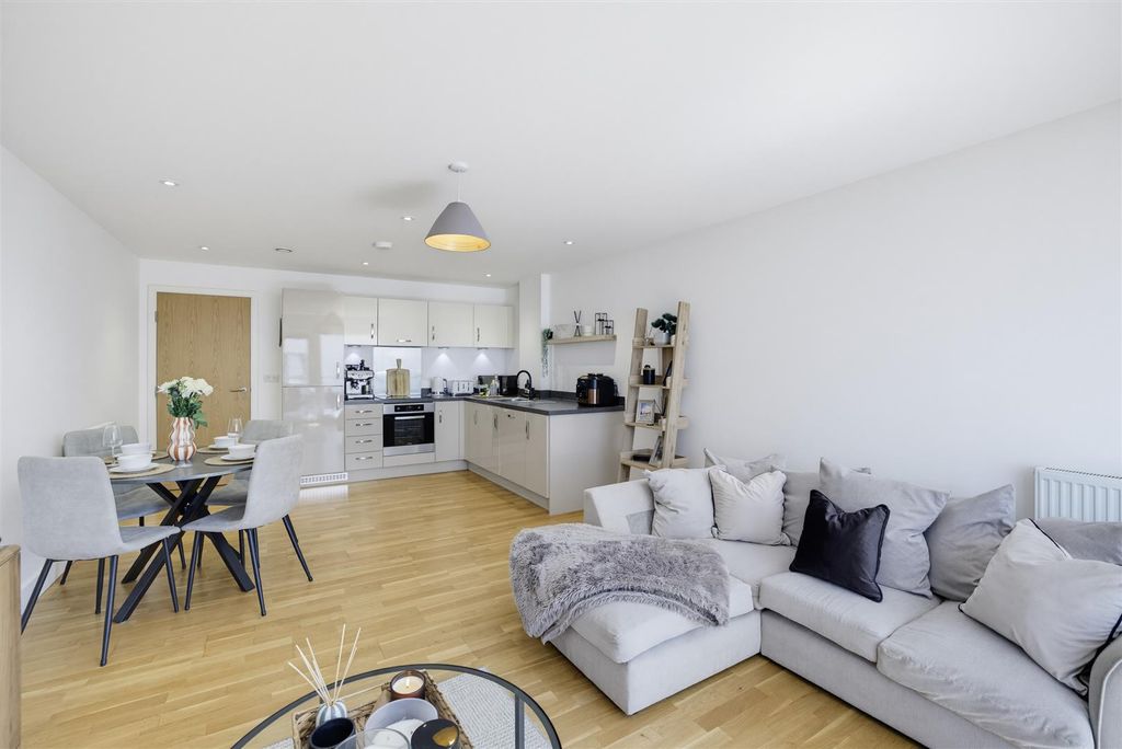 Property photo 3 of 25 Open Plan Living