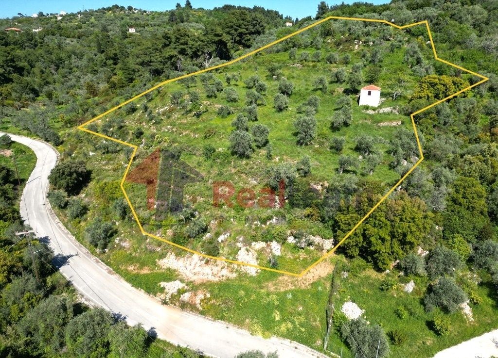 Property photo 1 of 25