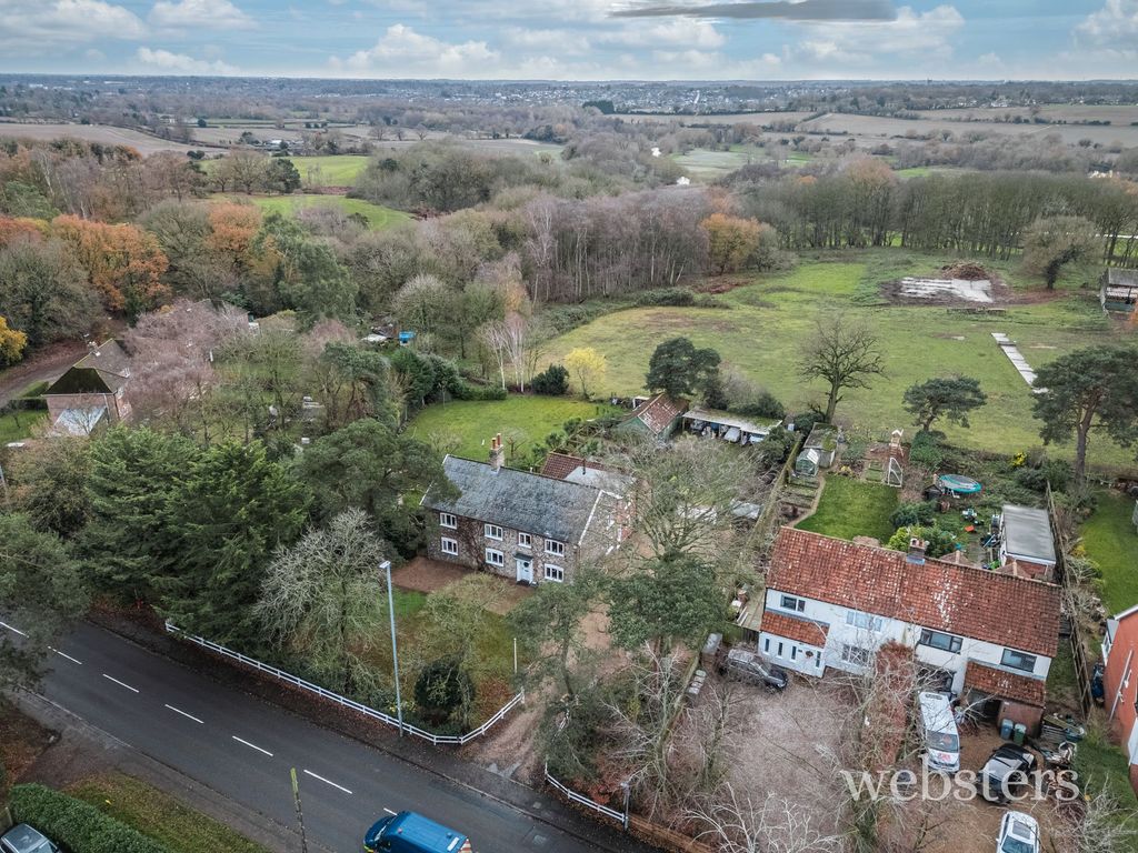 Property photo 3 of 34