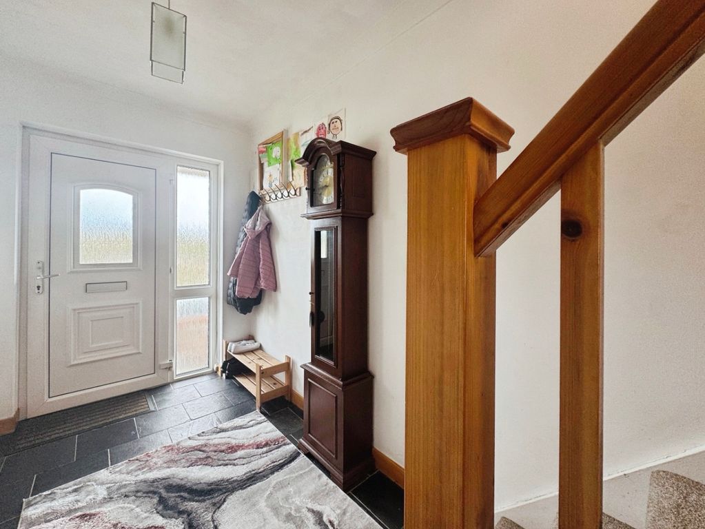 Property photo 2 of 31 4577145