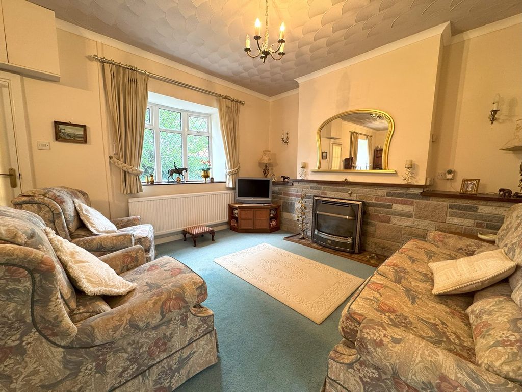 Property photo 3 of 24