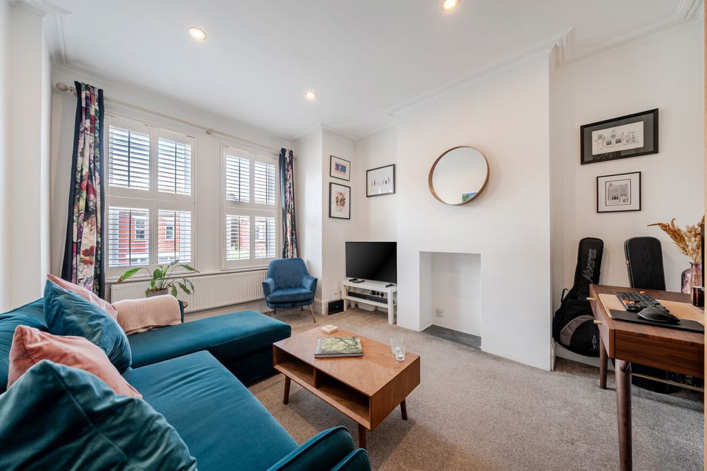 Property photo 1 of 10 1516668-16-6Aa138...