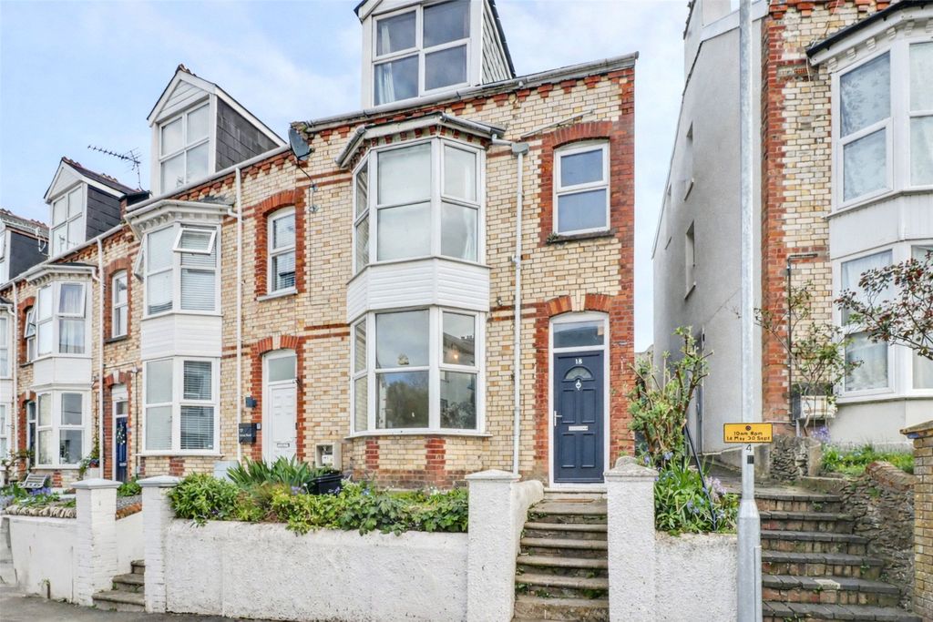 Property photo 1 of 11 1 - Picture No. 12