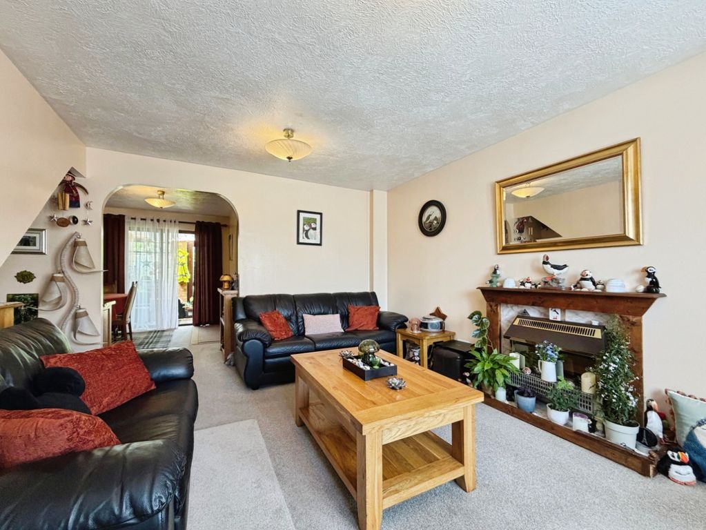 Property photo 2 of 13