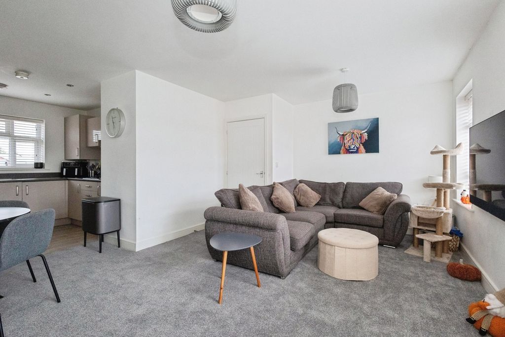 Property photo 2 of 19 Pbox-Img.Jpg