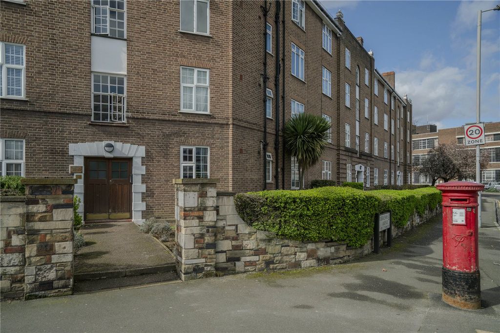 Property photo 2 of 10 Picture No. 25