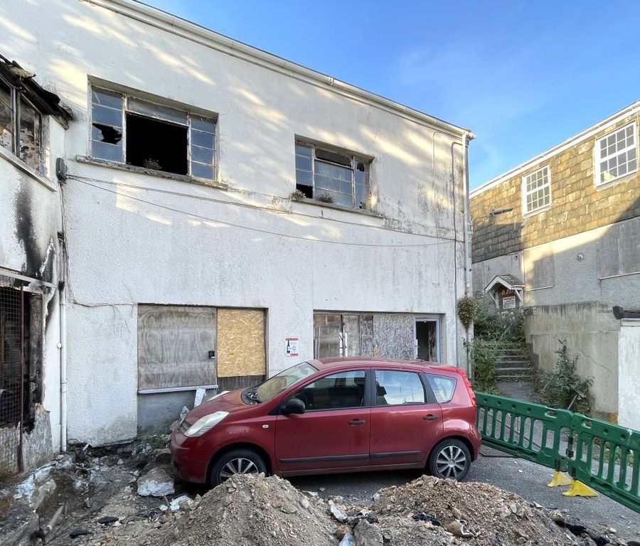 Property photo 1 of 1