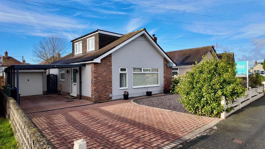 Property photo 1 of 31