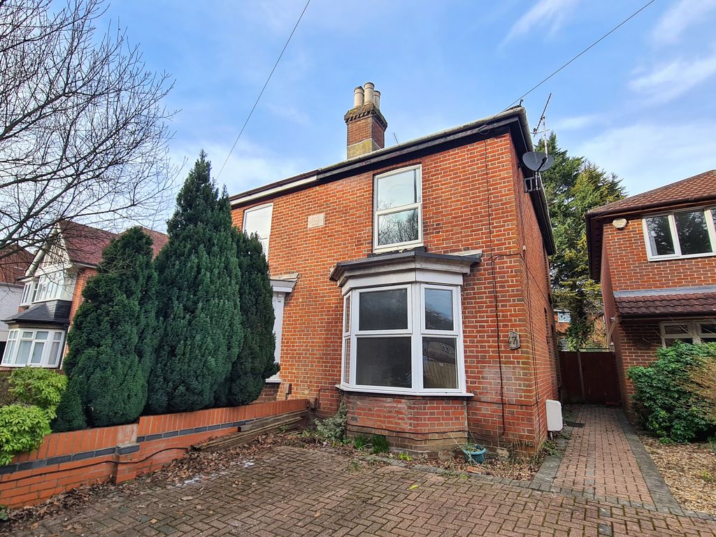 Property photo 1 of 11 Photo 01