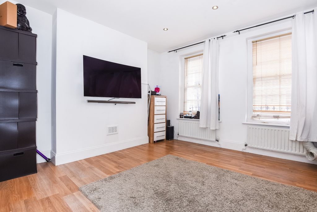 Property photo 1 of 5 203978 (4)
