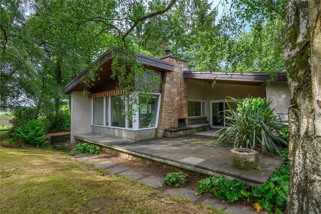 Property photo 3 of 31 Southwest Elevation