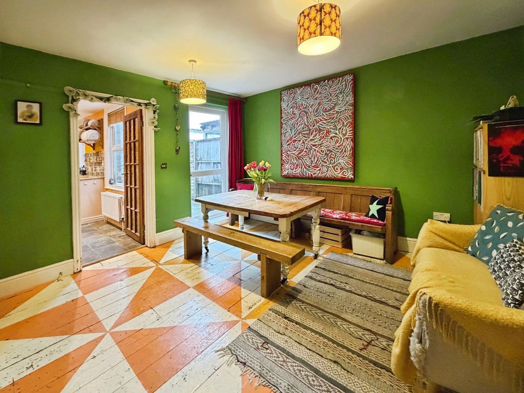 Property photo 3 of 16