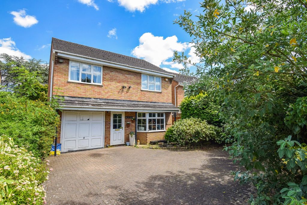 Property photo 1 of 14 External