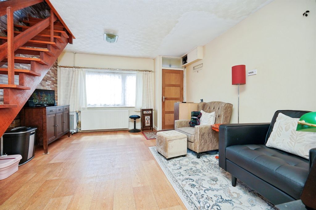 Property photo 3 of 12