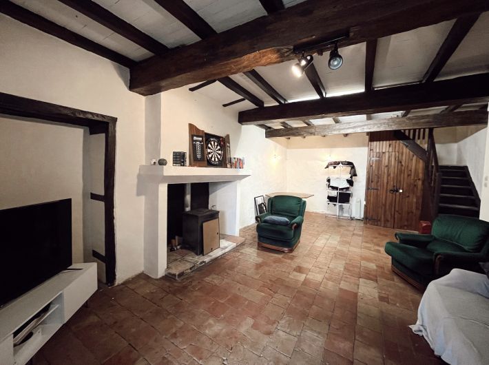 Property photo 2 of 21